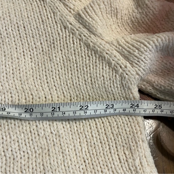 POL Puff Sleeve Ivory Off White Chenille Sweater Women’s Size Large - Picture 6 of 10